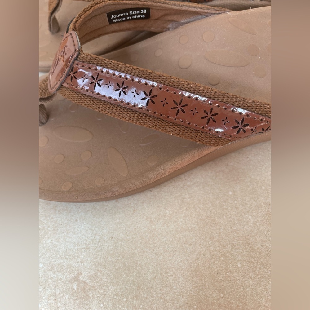 JOOMRA Women’s Brown Flip Flops Arch Support Plantar Fasciitis Orthotic Toe; 7.5 - Picture 5 of 5